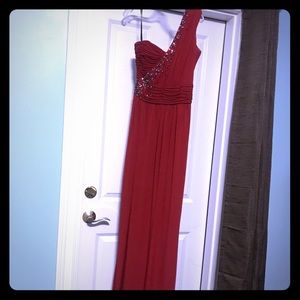 laundry by Shelli Segal Red - one shoulder gown
